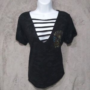 Laced deep V-neck graphic t-shirt